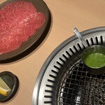 焼肉古今 - トウガラシはネギのペーストタレでさっぱりと