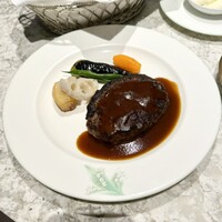 万平ホテル メインダイニングルーム - 