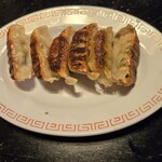 王龍ラーメン - ニラギョーザ(*‘ω‘ *)