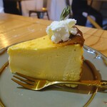 カフェ ヨロ - YOLOチーズケーキ