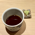 日本橋 蕎ノ字 - キリッと辛口のつゆ、本山葵