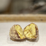 日本橋 蕎ノ字 - 静岡の栗、こちらも初もの。渋皮つきを30分手間ひまかけられたもの。ホクホクの食感♡