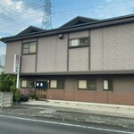 ろばたゆき - お店の前に駐車場ぽいスペースはあります！