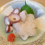 呉竹鮨 - たこポン酢。吸盤の食感が好き♪