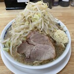 らーめん大 - 『醤油ラーメン野菜マシニンニクマシ』