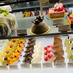家族のイタリアン 集 - ケーキのショーケース①