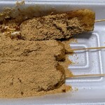 玉太郎 - きな粉餅はきな粉たっぷり！