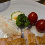 キッチン ブルー グローブ - 備え付け野菜のアップ