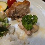 キッチン ブルー グローブ - ブロッコリーを乗せて