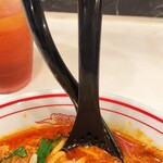 蒙古タンメン中本 - 穴あきレンゲの2当流