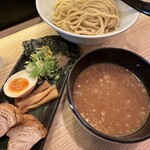 えび豚骨拉麺 春樹 - 