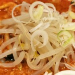 蒙古タンメン中本 - 野菜アップ