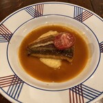 262687723 - メインディッシュ魚　スズキのポワレ