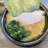 王道家直系 家系ラーメン がく