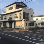 こほりや - こちらは斜向かいにある閉店した老舗食堂