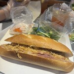 Banh Mi Huynh Hoa - 