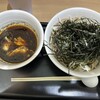 なぜ蕎麦にラー油を入れるのか。 田町店