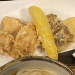 花坊 - 鶏天ぷらうどんの天ぷら