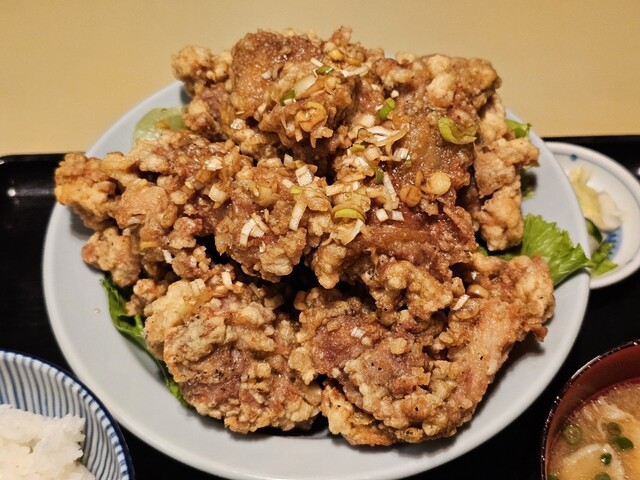 大衆中華 モアイ食堂 - 撫牛子（中華料理）の写真