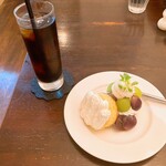 パルファン - ケーキとアイスコーヒー