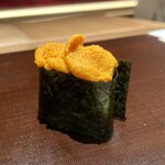 千葉たかおか - 馬糞雲丹 軍艦巻き