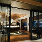 THE-MOMENT GRILL&DINING - 入り口