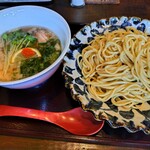 南部屋路ばた - 黒豚と自家製めんまのつけそば