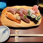 しほう田 - ◯特にぎりランチ…¥1,500円(税込)
      ※通常提供メニューでは有りません。