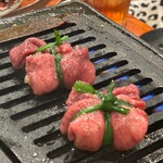 大阪焼肉 うしとみ - 