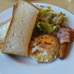 ジョイフル - 料理写真:エッグプレート（玉子固め）