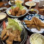 新勝 - 揚げ物群