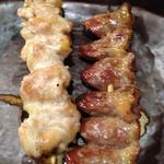 炭火焼鳥 どん - はらみとハツを塩で