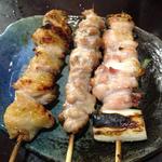 炭火焼鳥 どん - ぼんじり、せせり、ねぎまを塩で