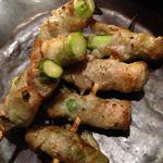 炭火焼鳥 どん - アスパラの豚バラ巻
