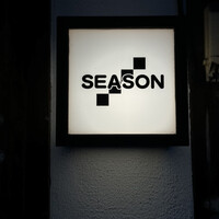 シーズン - 看板