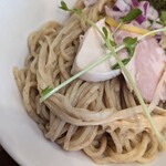 らぁ麺しろ - 麺の感じ。とても美味しい麺だった。
