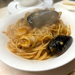 がばちょ - 海の幸のトマトパスタ（800円）