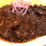 ガンジーカレー - 左から　ヤサイ　チキン　キーマ　味にコクがありまくり