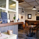 白山 UNDER THROW CAFE - 