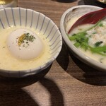 おでん屋たけし - 鶏出汁半熟玉子　　鶏出汁空芯菜