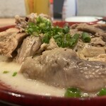 おでん屋たけし - 鶏出汁骨付き鶏