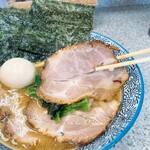 中華そば土屋商店 - 大判の美味しい柔らかチャーシュー