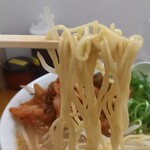面館 - キムチらーめん リフティング