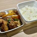 コーノスパイス - スパイス入りネギポンだれからあげ弁当（700円）