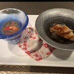 鉄板焼 石狩 - じゅんさいブルーツトマト  鰻 かもなす