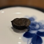 季音 - 黒トリュフとビーツ