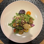 季音 - 梶谷農園のハーブに鎌倉野菜、ホタテのフリットのスモーク