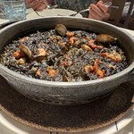 Restaurant Can Majó - イカスミ　パエリヤ