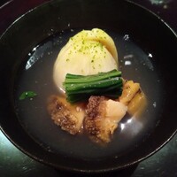 六雁 - 無花果の酒蒸し椀 薄葛仕立て  壬生菜 柚子