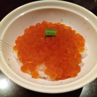 六雁 - いくら丼